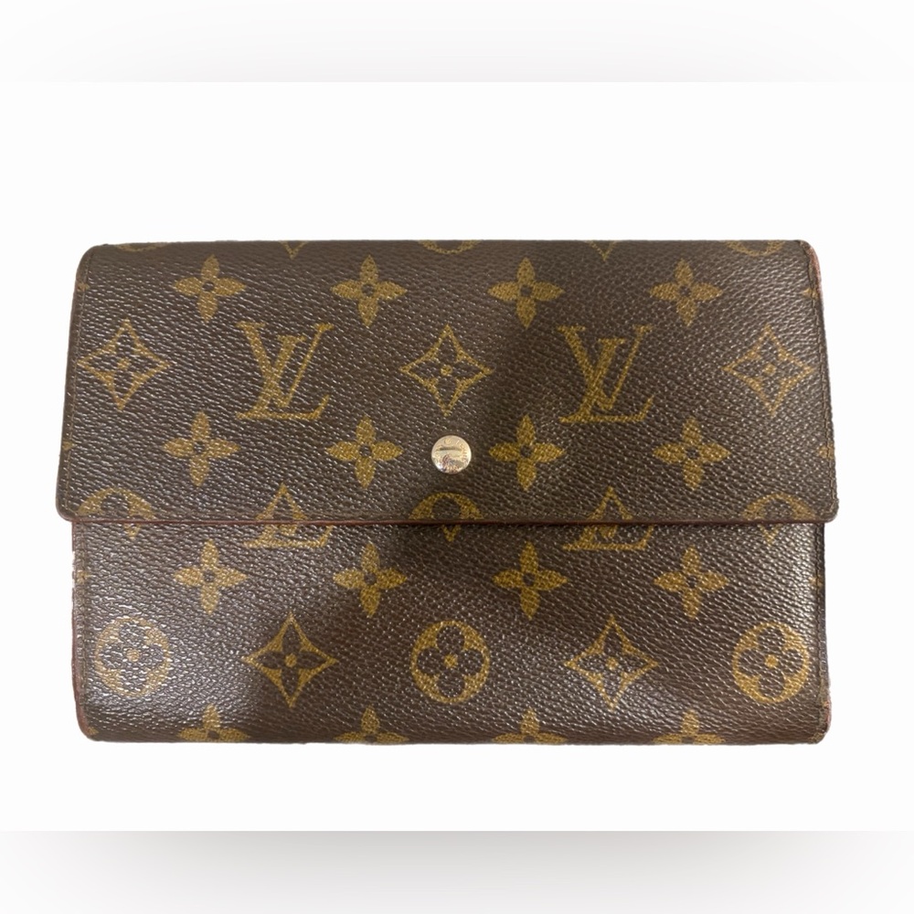 Louis Vuitton Brown Monogram Canvas Snap Wallet Authentic Very Good Condition
